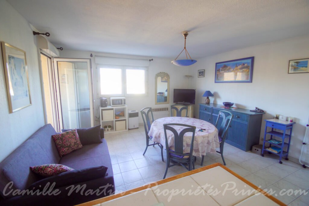 Appartement proche plage Villeneuve Frejus