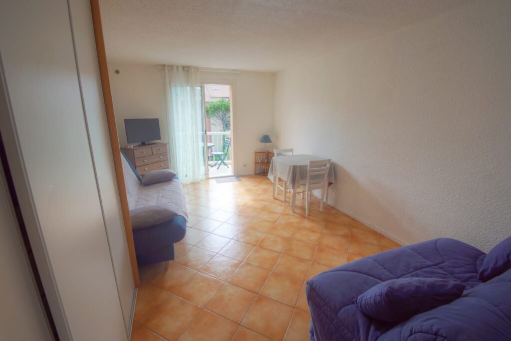 Studio Boulouris plage a pied