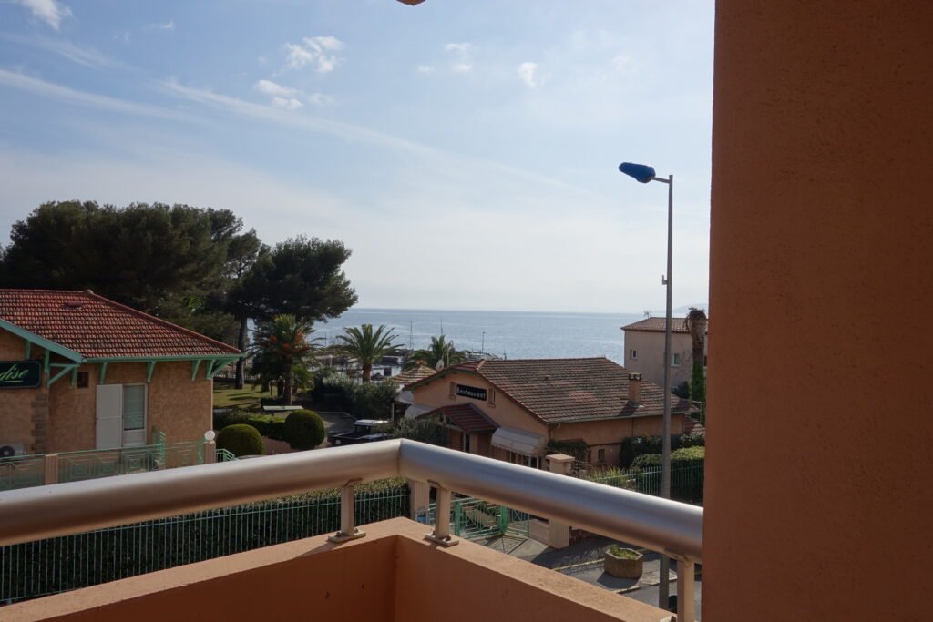 Appartement vue mer plage de la Tortue Boulouris