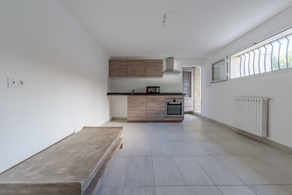 T2 renove Les Plaines Boulouris Saint Raphael