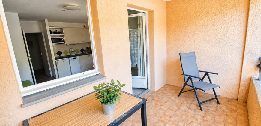 🏡 Studio avec coin nuit – Résidence avec piscine aux Golfs de Valescure