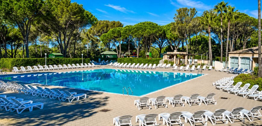 🏡 Studio avec coin nuit – Résidence avec piscine aux Golfs de Valescure