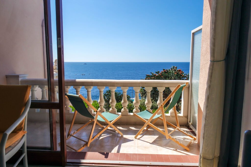 Immeuble vue mer Antheor Agay
